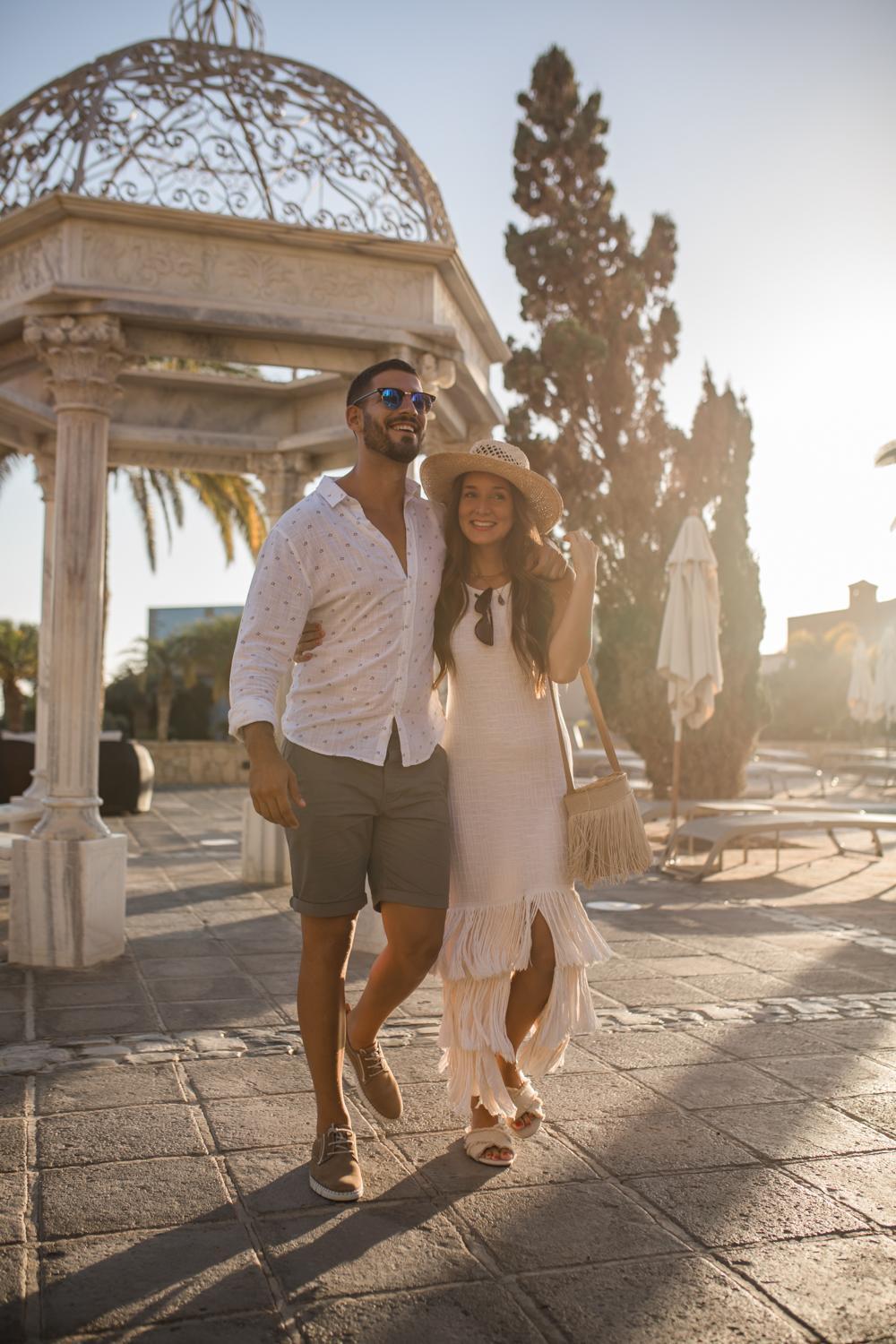 Lopesan Villa Del Conde Resort & Thalasso Meloneras Luaran gambar A couple in Ibiza