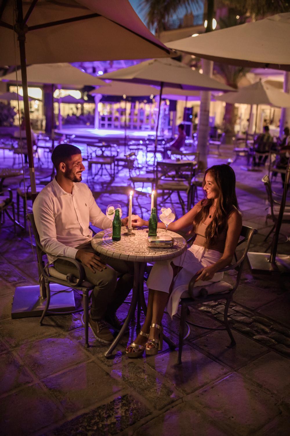 Lopesan Villa Del Conde Resort & Thalasso Meloneras Luaran gambar Drake and his girlfriend Sophie Brussaux in 2017