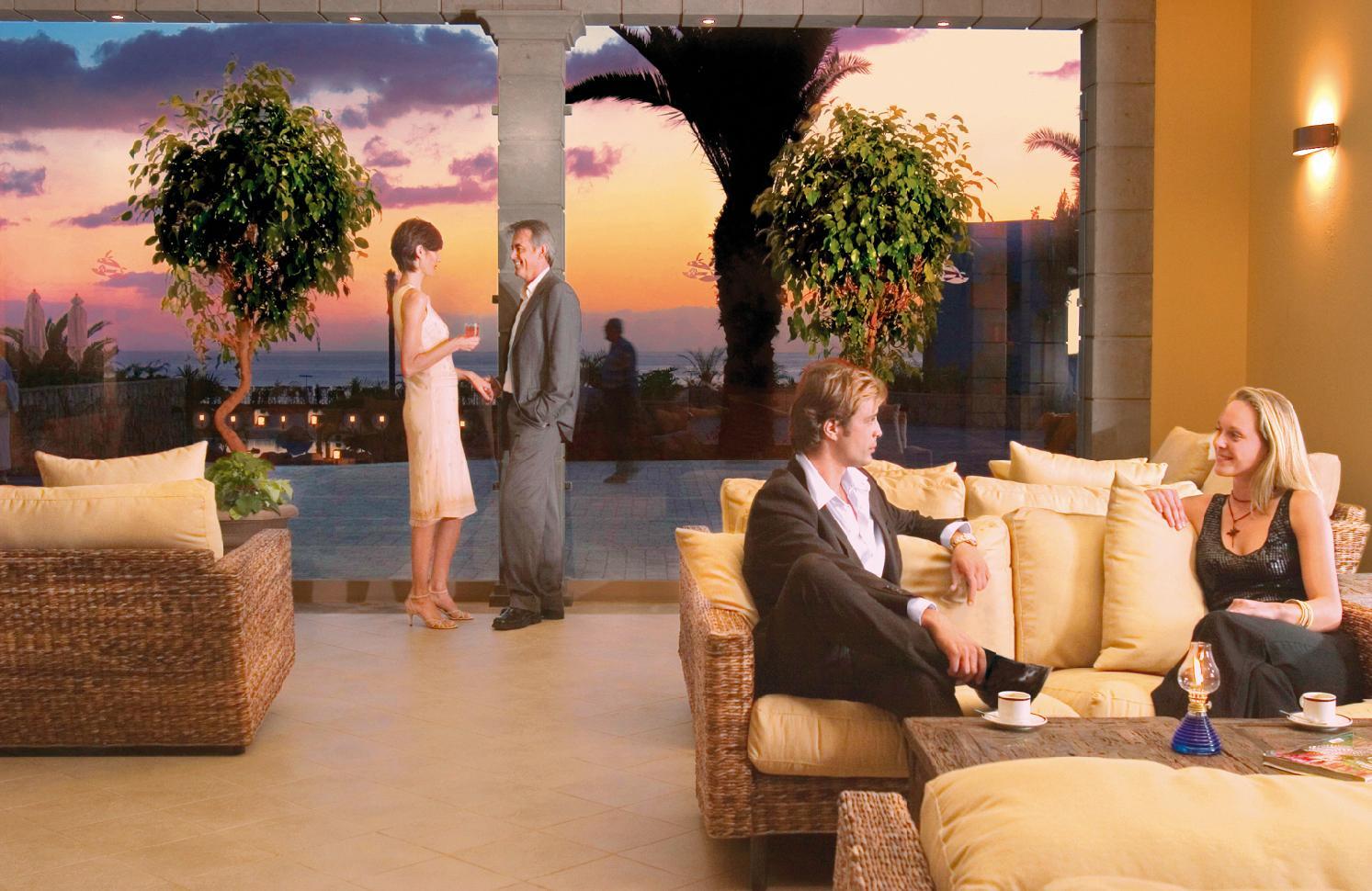 Lopesan Villa Del Conde Resort & Thalasso Meloneras Dalaman gambar Sky Lounge