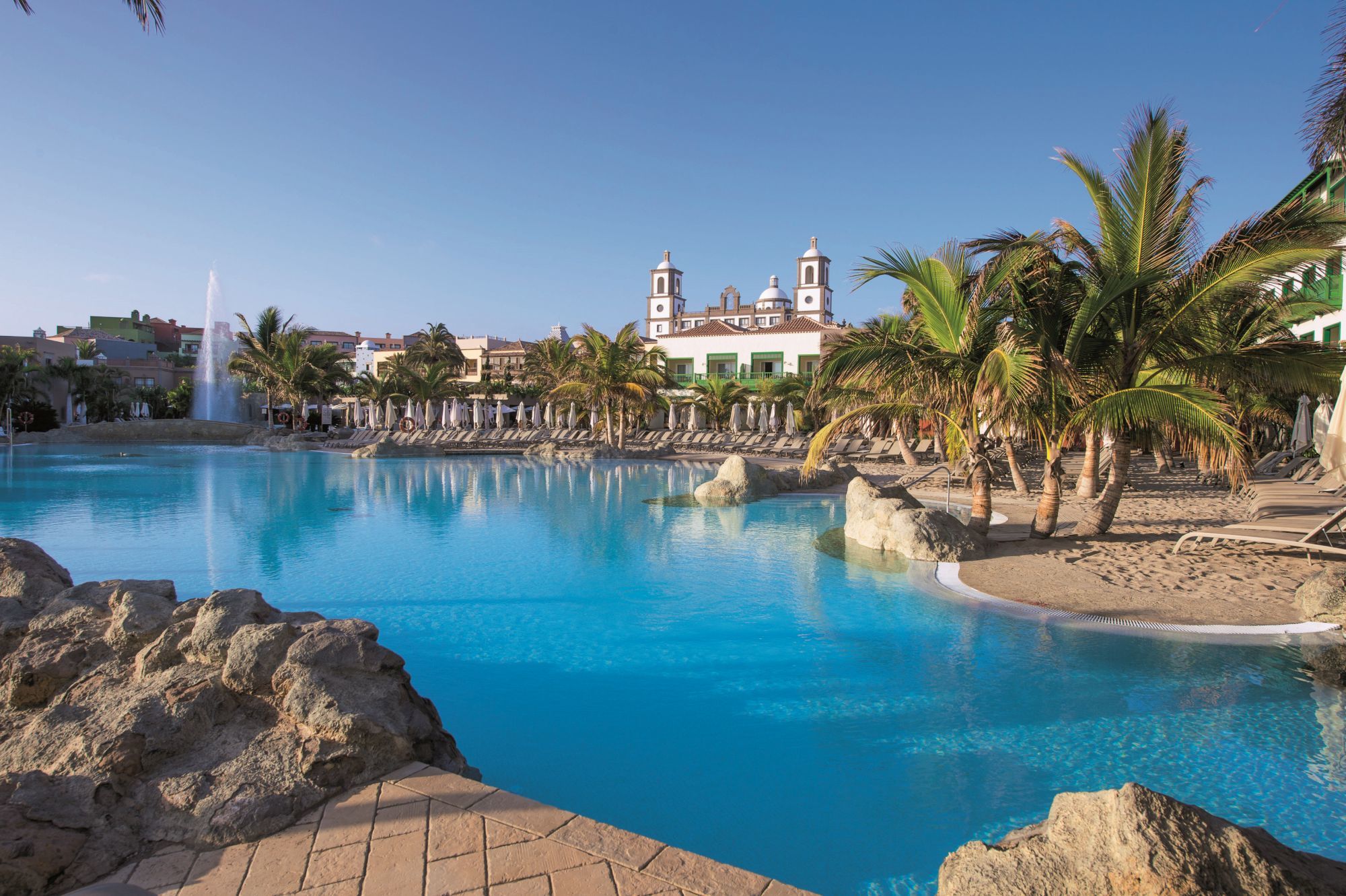 Lopesan Villa Del Conde Resort & Thalasso Meloneras Luaran gambar The resort's lagoon