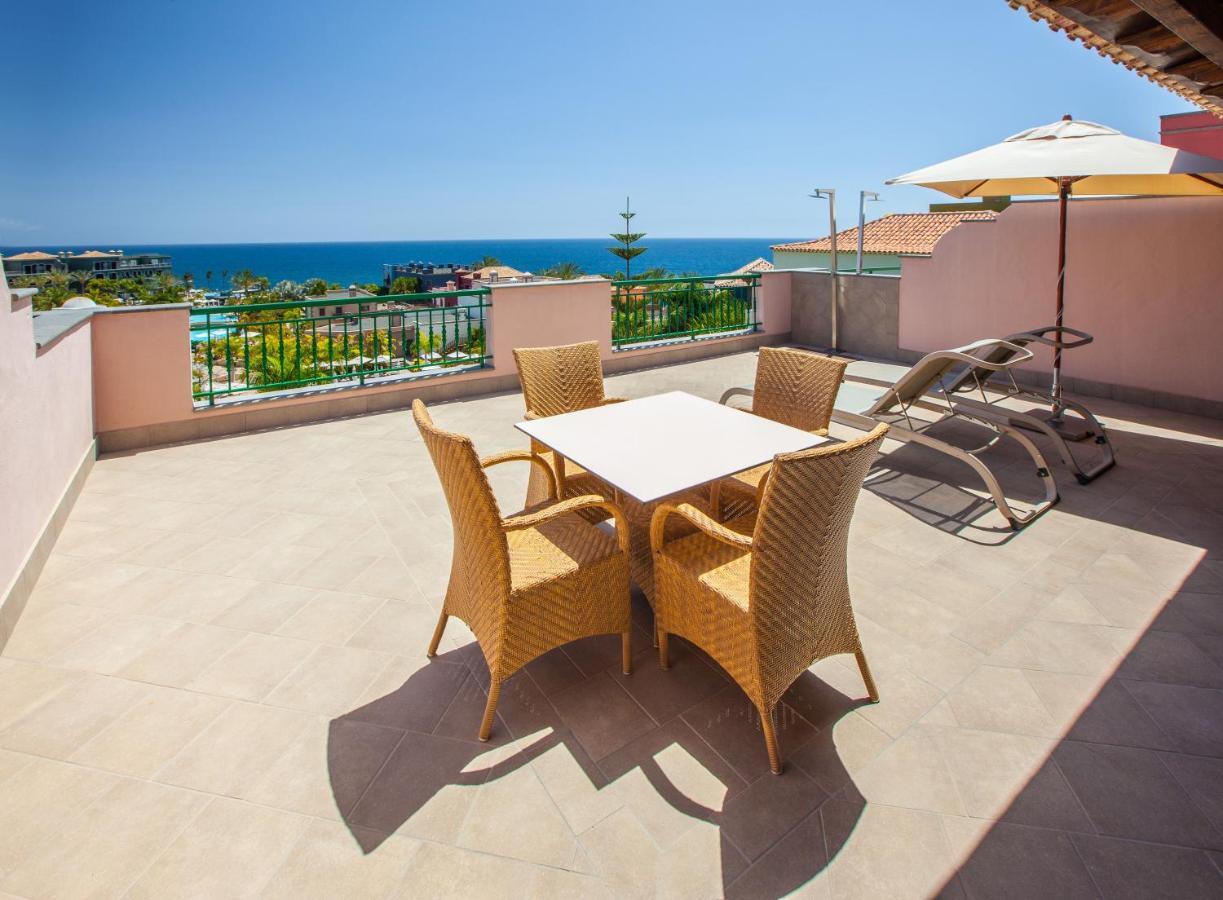 Lopesan Villa Del Conde Resort & Thalasso Meloneras Luaran gambar A rooftop terrace